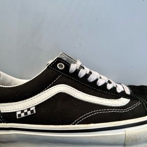 Van’s OLD SKOOL PopCush skate shoe, Black Suede and Canvas